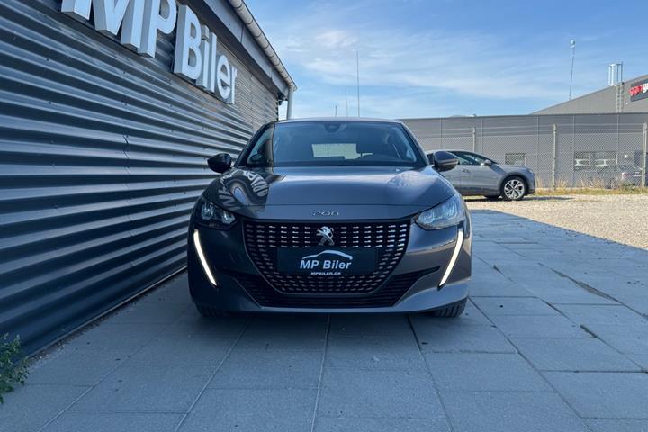 Grå Peugeot 208 fra 2020