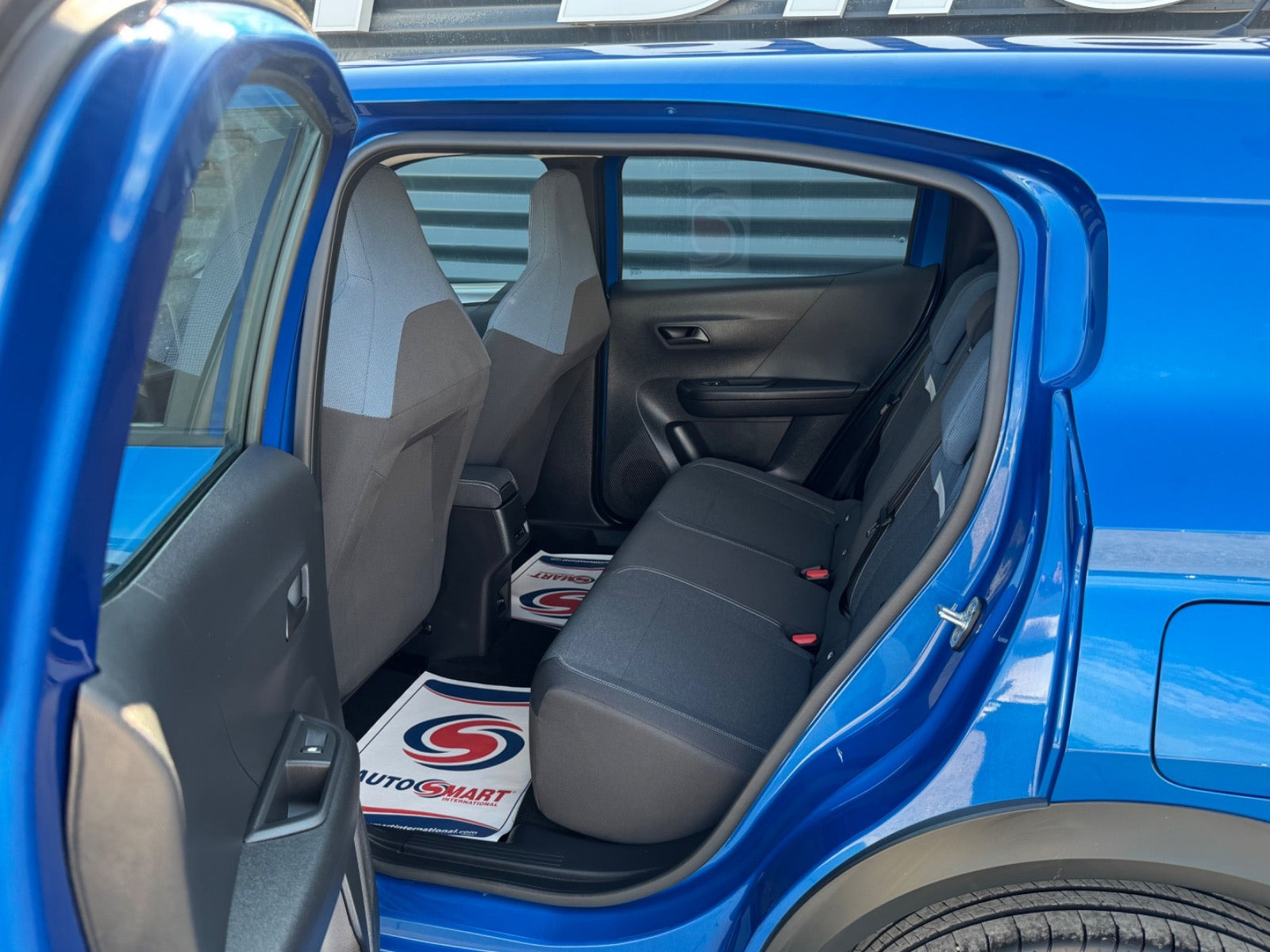 Blå Opel Frontera fra 2025