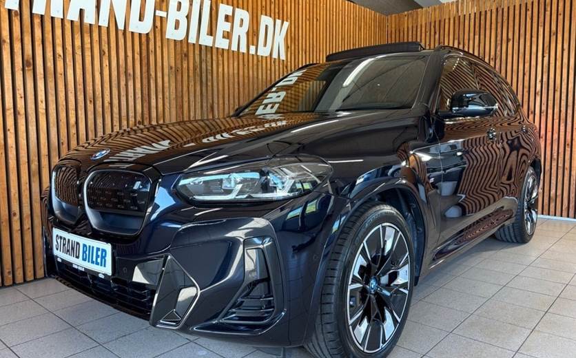 BMW iX3 Charged Plus M-Sport
