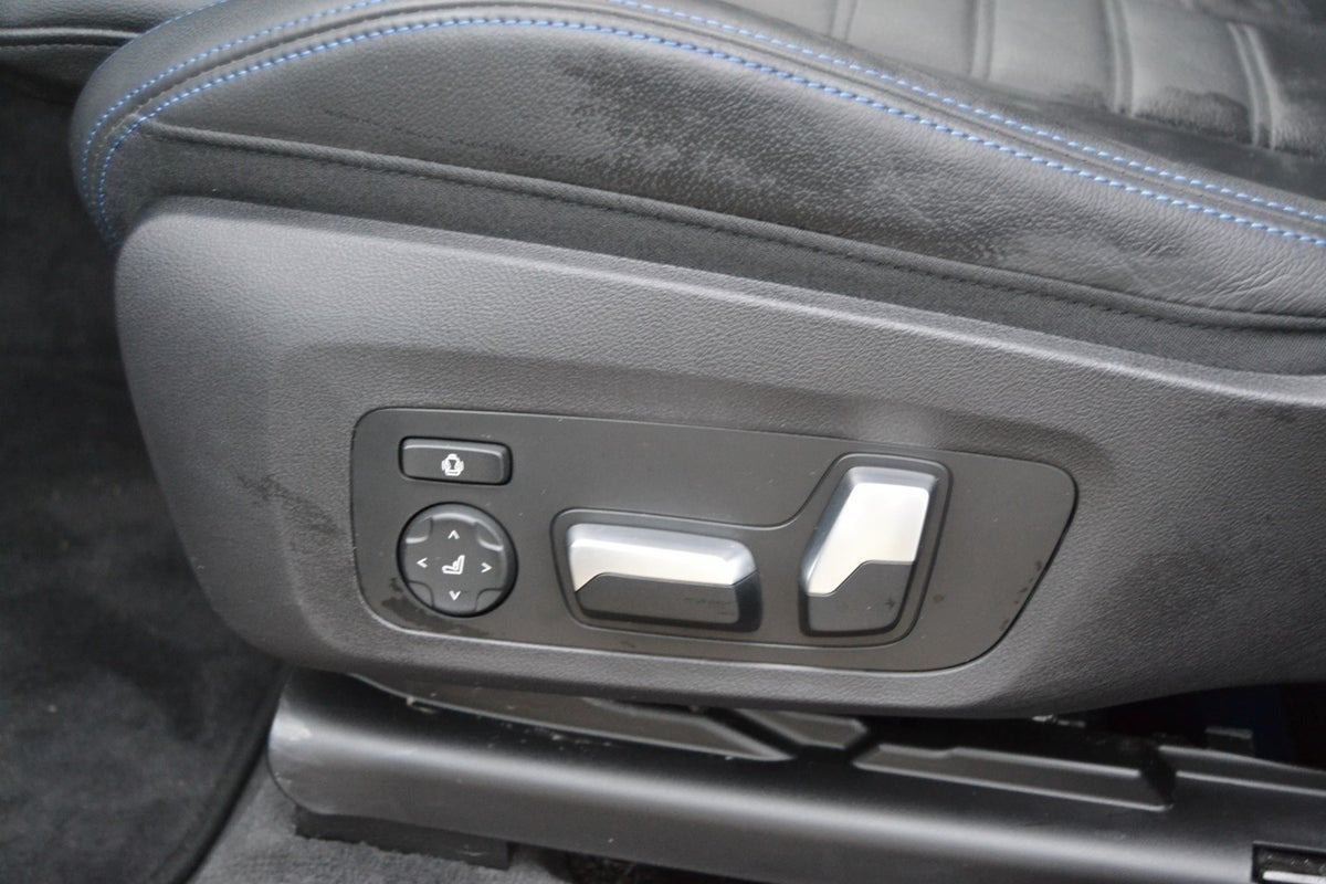 Sort BMW iX3 fra 2023