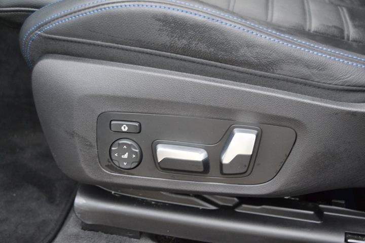 Sort BMW iX3 fra 2023