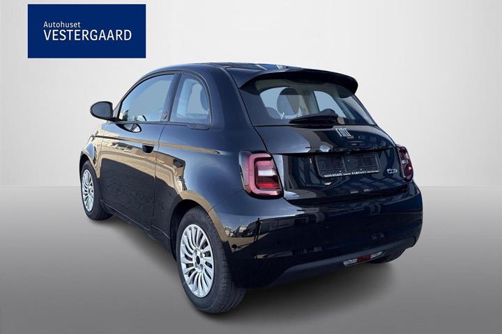 Sort Fiat 500e fra 2025