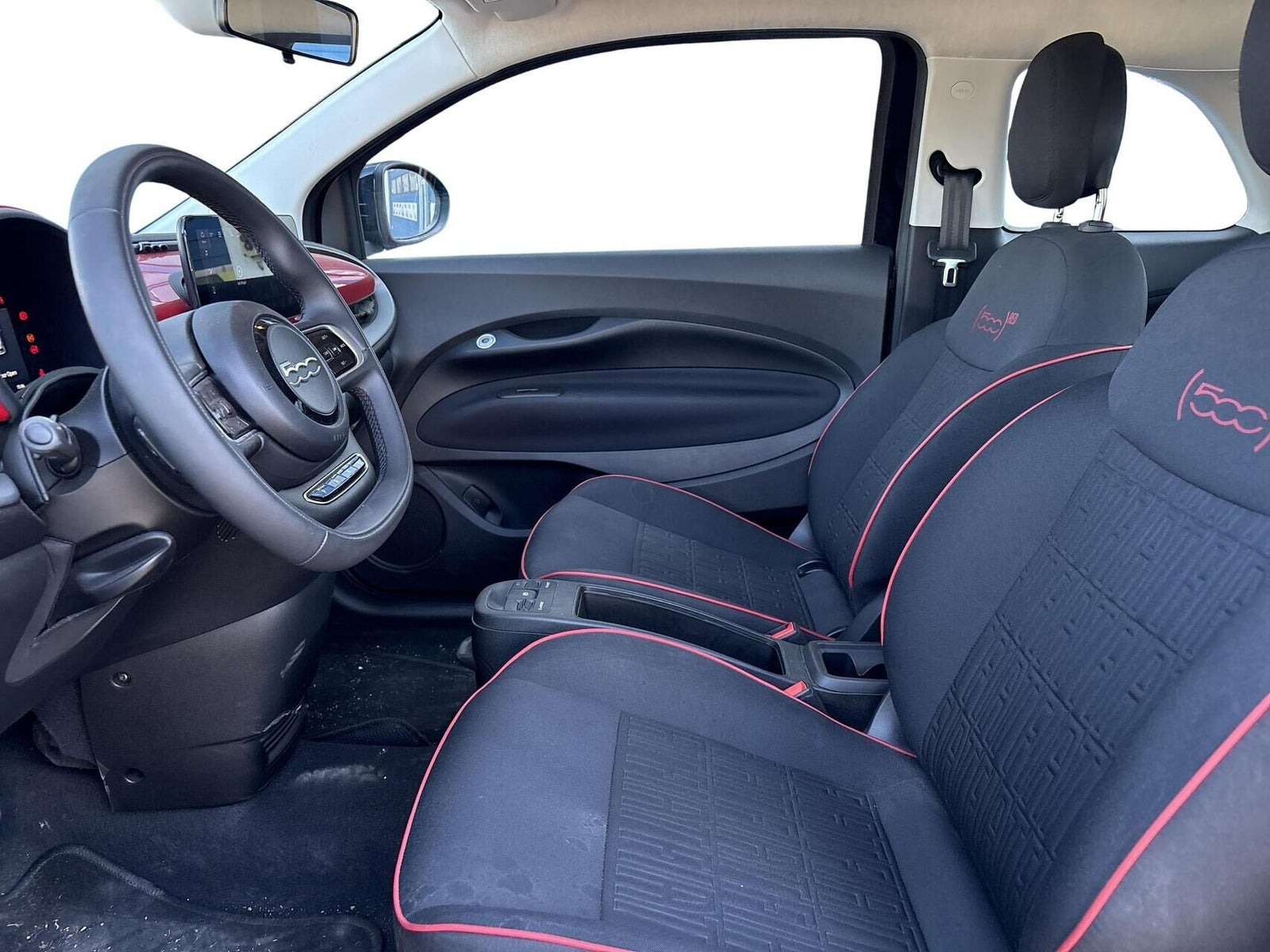 Sort Fiat 500e fra 2025