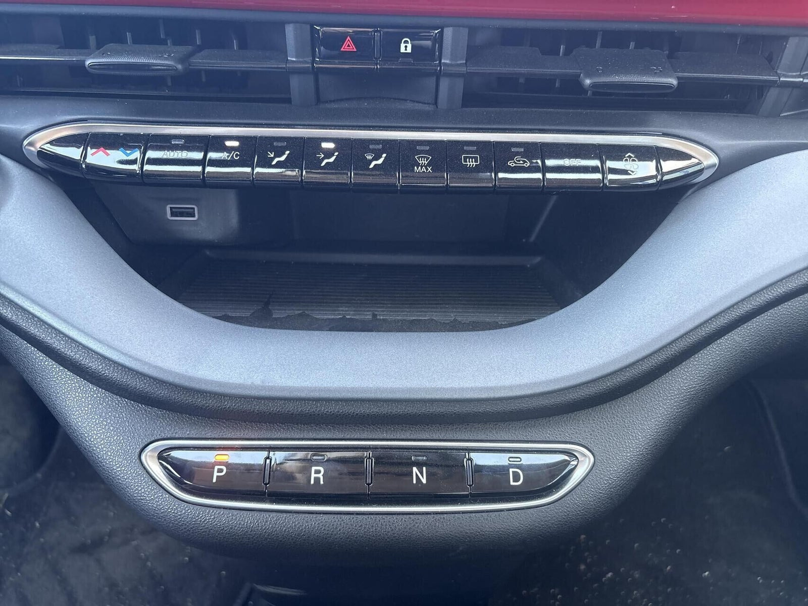 Sort Fiat 500e fra 2025