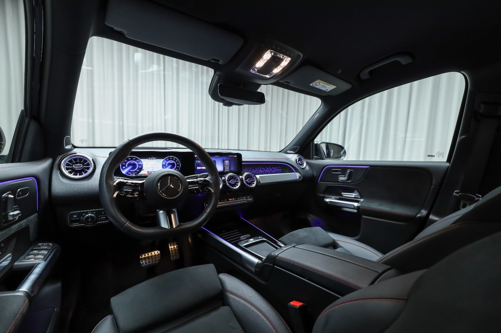 Sort Mercedes EQB250+ fra 2026
