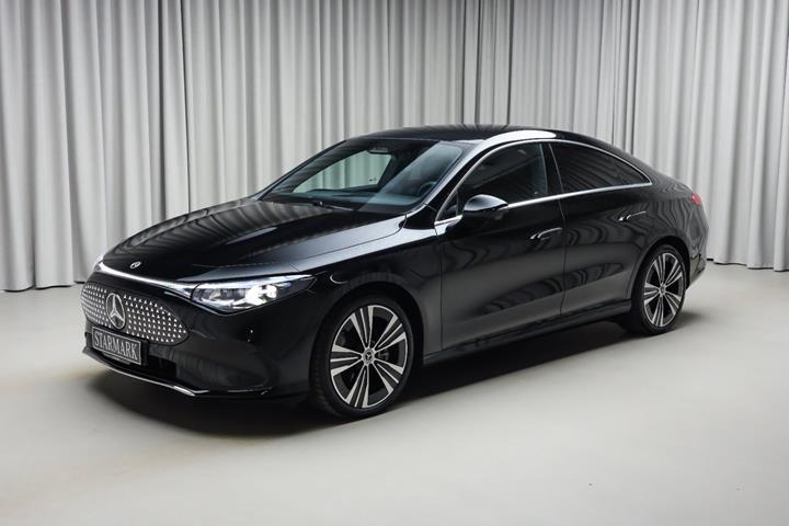 Sort Mercedes CLA250+ fra 2025