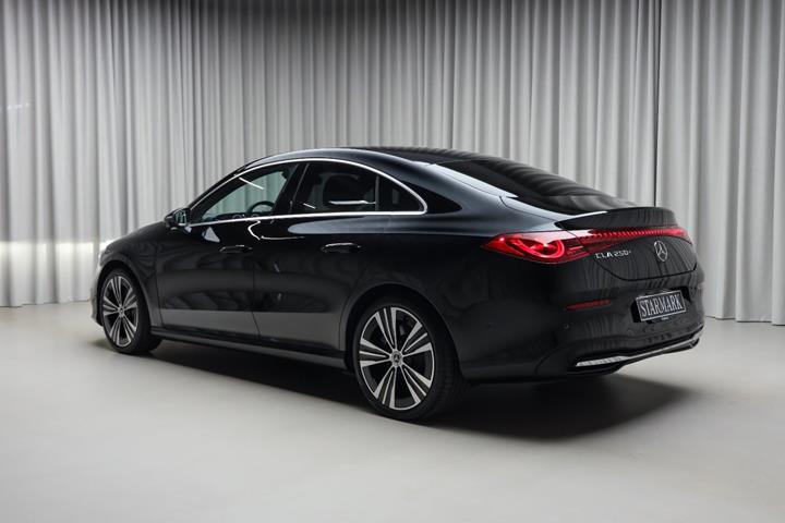 Sort Mercedes CLA250+ fra 2025