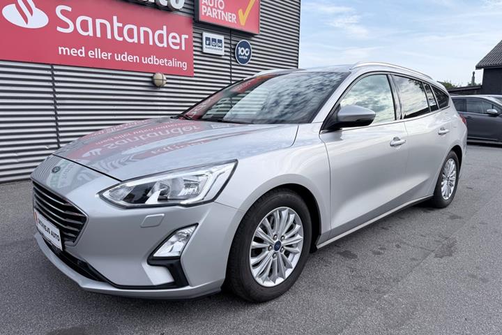 Sølv Ford Focus fra 2019