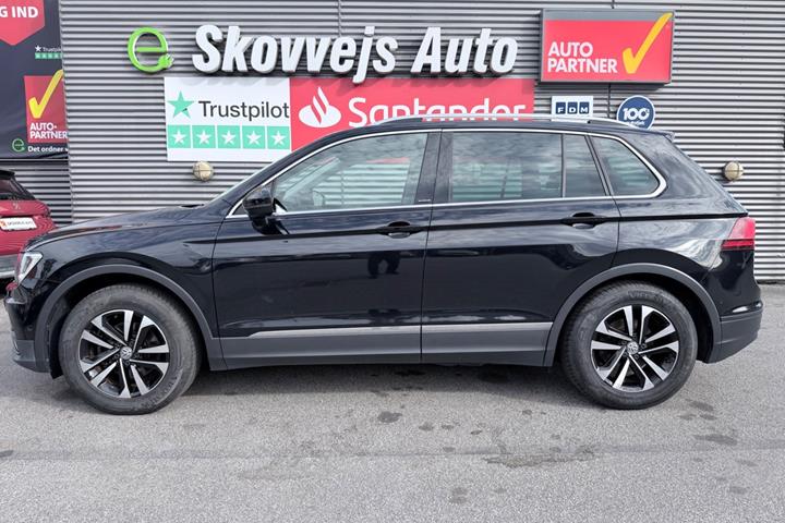 Sort VW Tiguan fra 2020