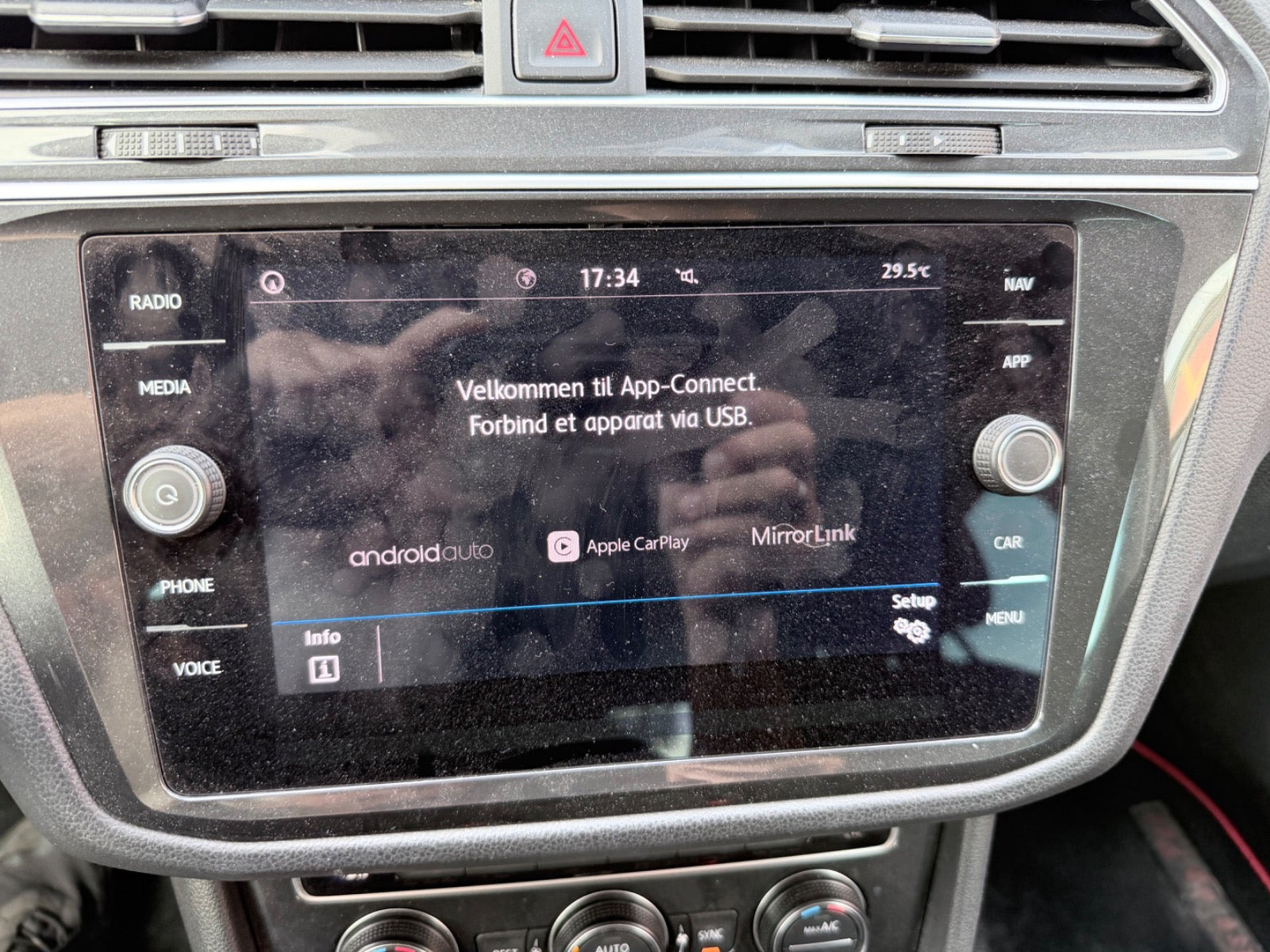 Sort VW Tiguan fra 2020