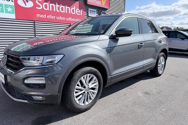 Grå VW T-Roc fra 2018