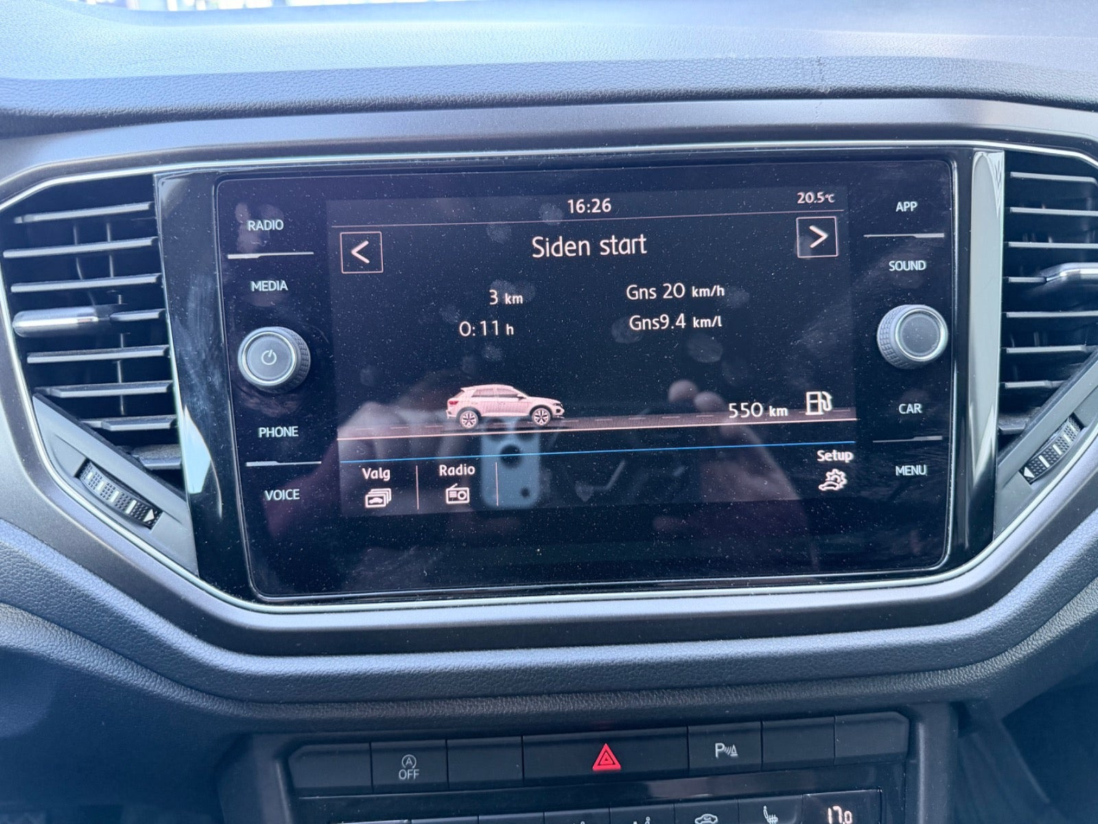 Grå VW T-Roc fra 2018