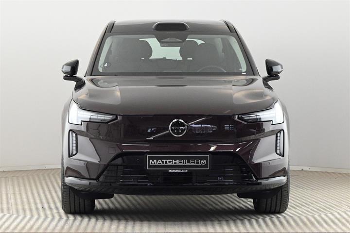 Rød Volvo EX90 fra 2026