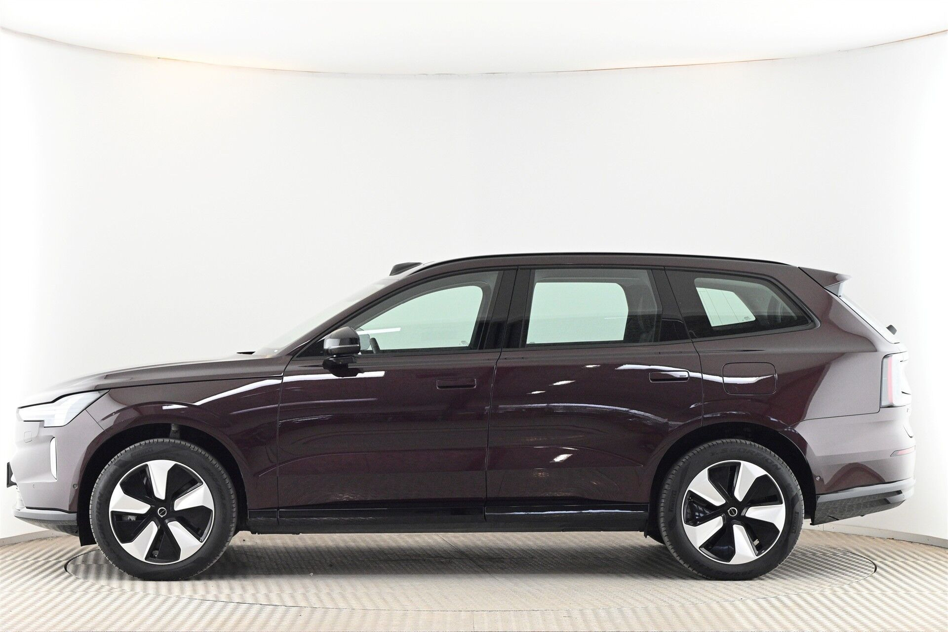 Rød Volvo EX90 fra 2026