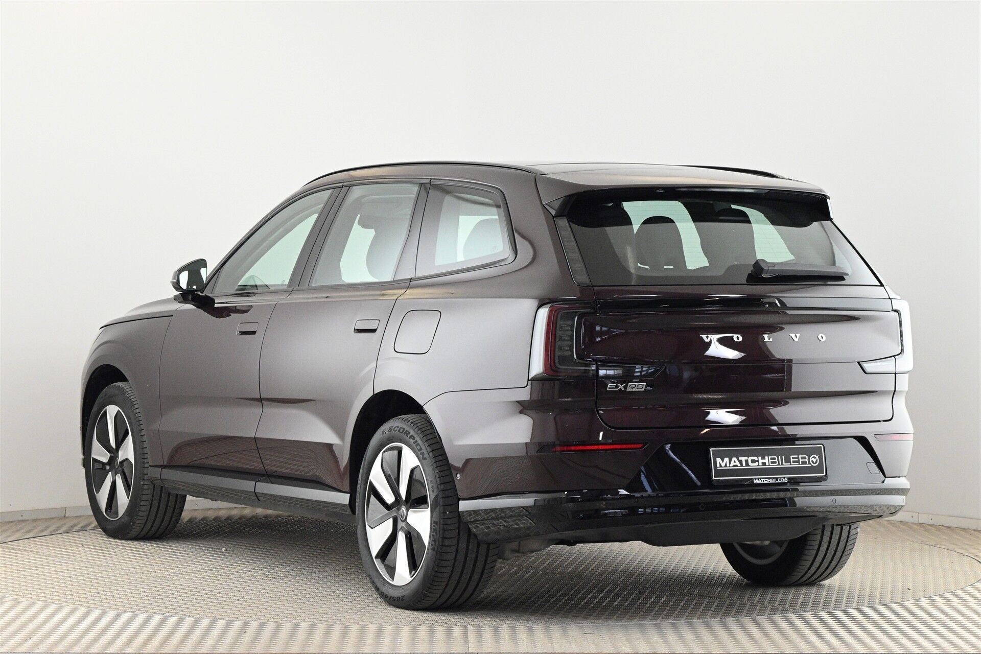 Rød Volvo EX90 fra 2026