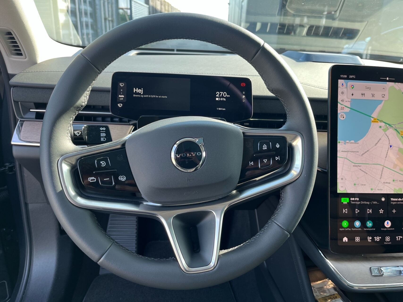 Blå Volvo ES90 fra 2026