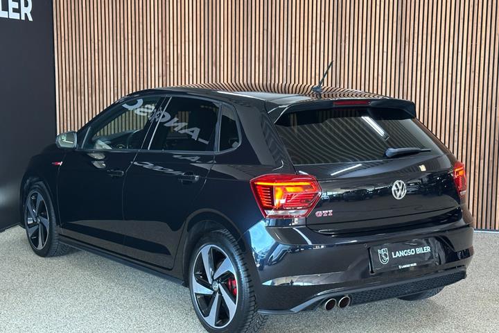 Sort VW Polo fra 2019