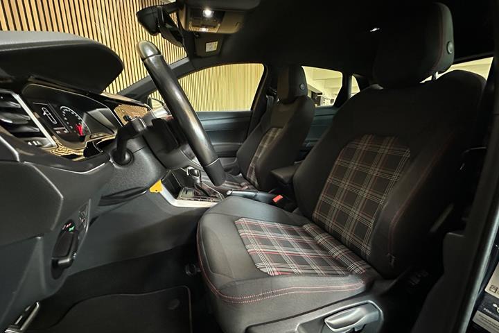 Sort VW Polo fra 2019