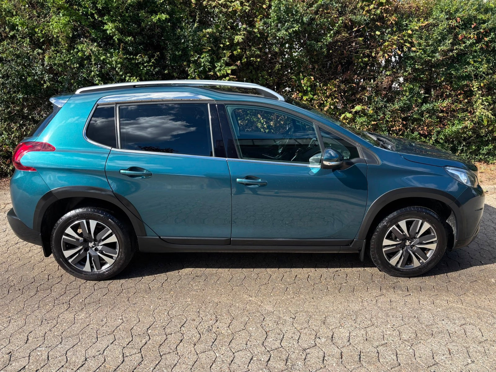 undefined Peugeot 2008 fra 2018