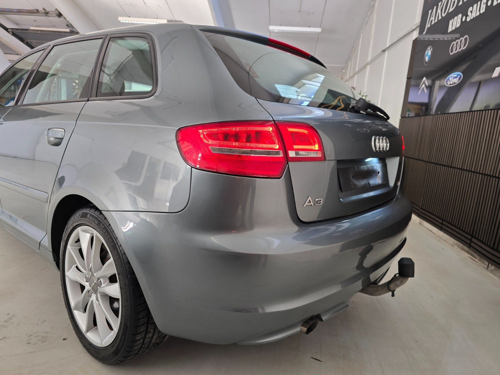 Grå Audi A3 fra 2011