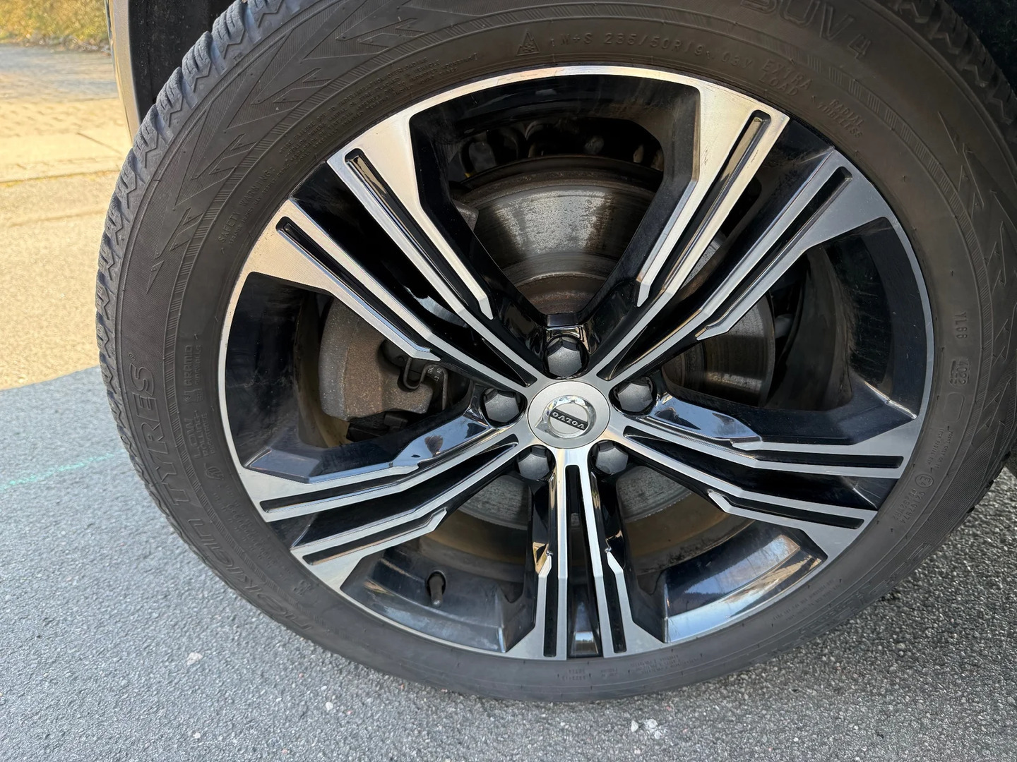 Sort Volvo XC40 fra 2021