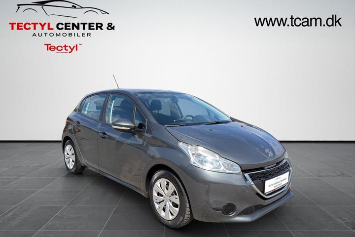 Grå Peugeot 208 fra 2013