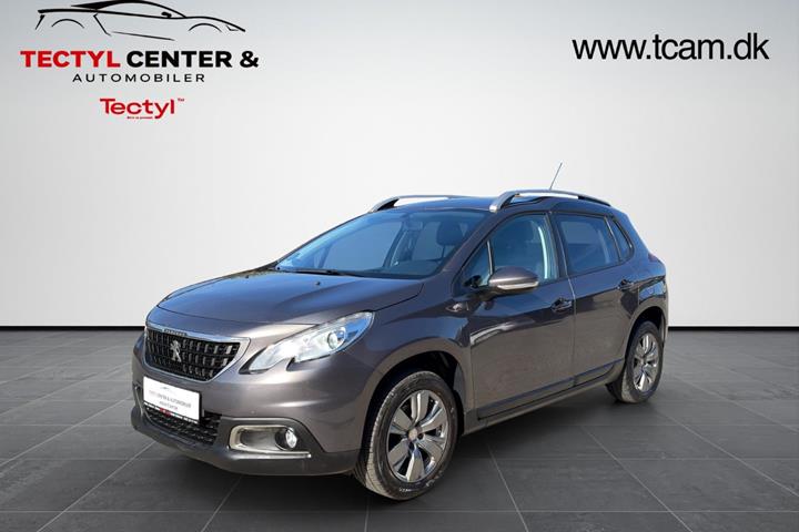 Grå Peugeot 2008 fra 2017