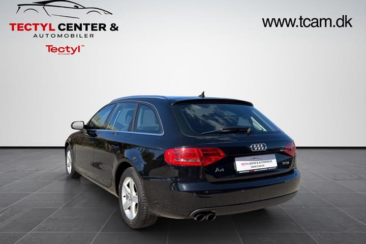 Sort Audi A4 fra 2011