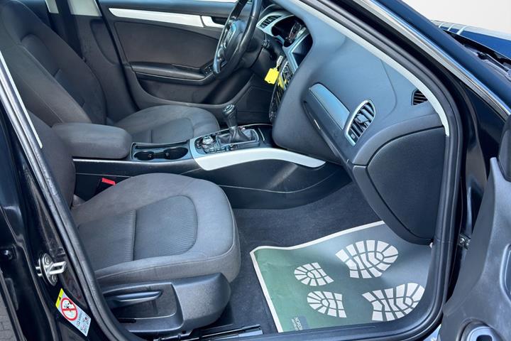 Sort Audi A4 fra 2011