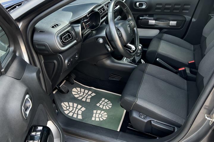 Grå Citroën C3 fra 2019