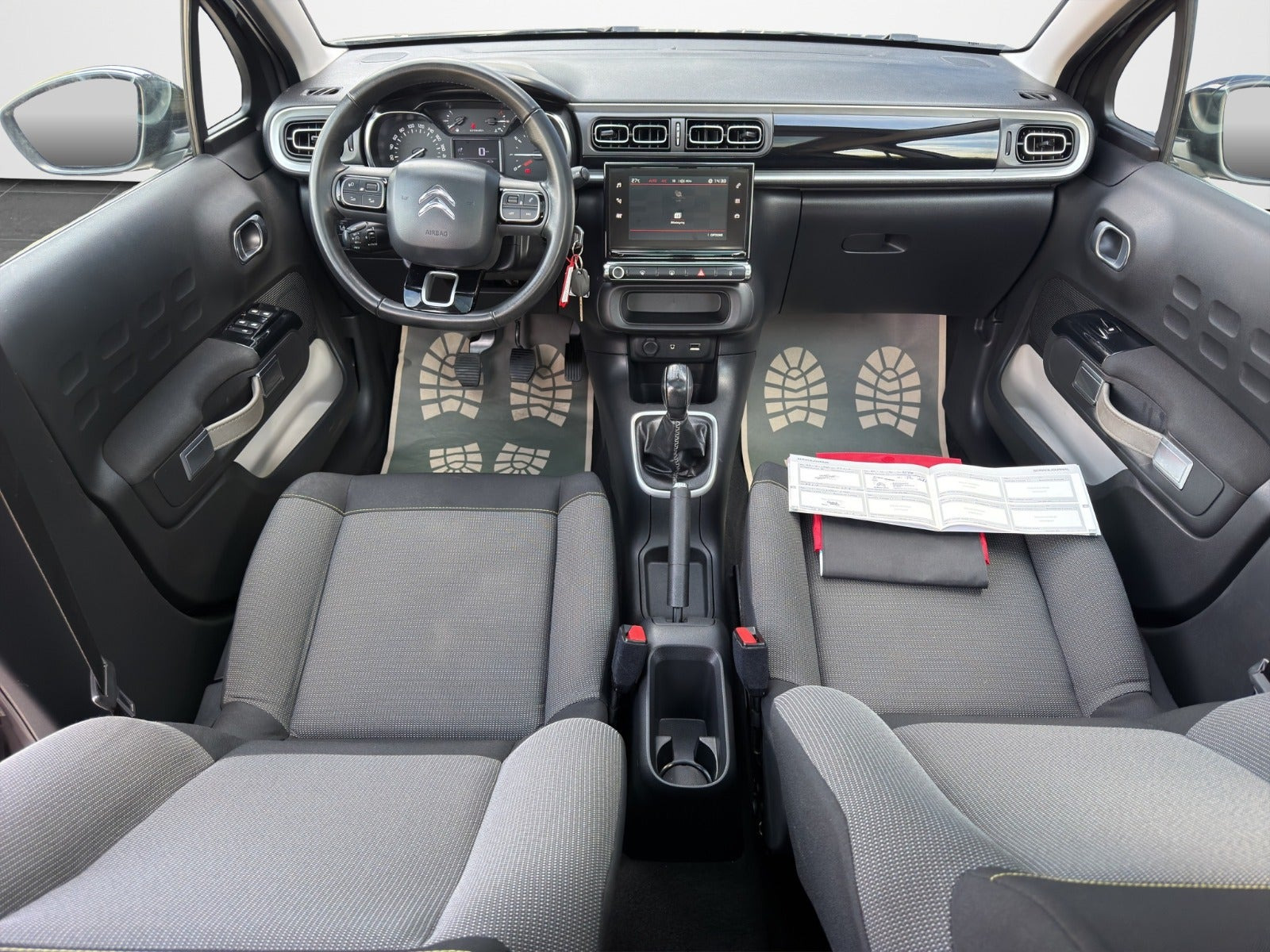 Grå Citroën C3 fra 2019