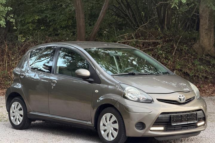 undefined Toyota Aygo fra 2012