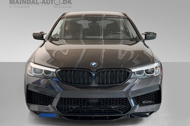 Sort BMW 520d fra 2018