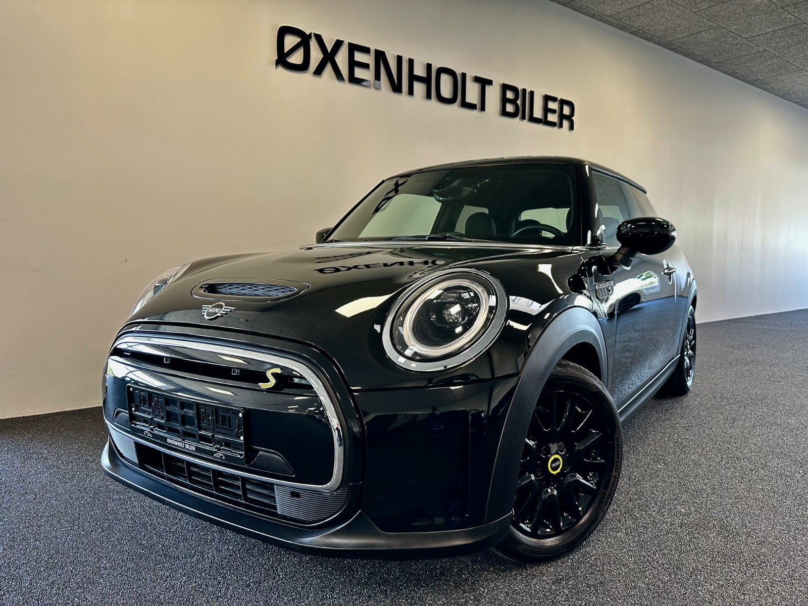 Mini Cooper SE Essential