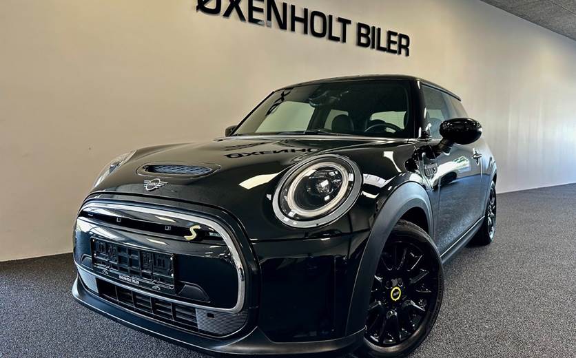 Mini Cooper SE Essential