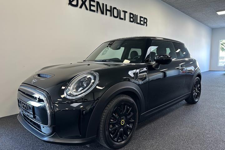Sort Mini Cooper SE fra 2022