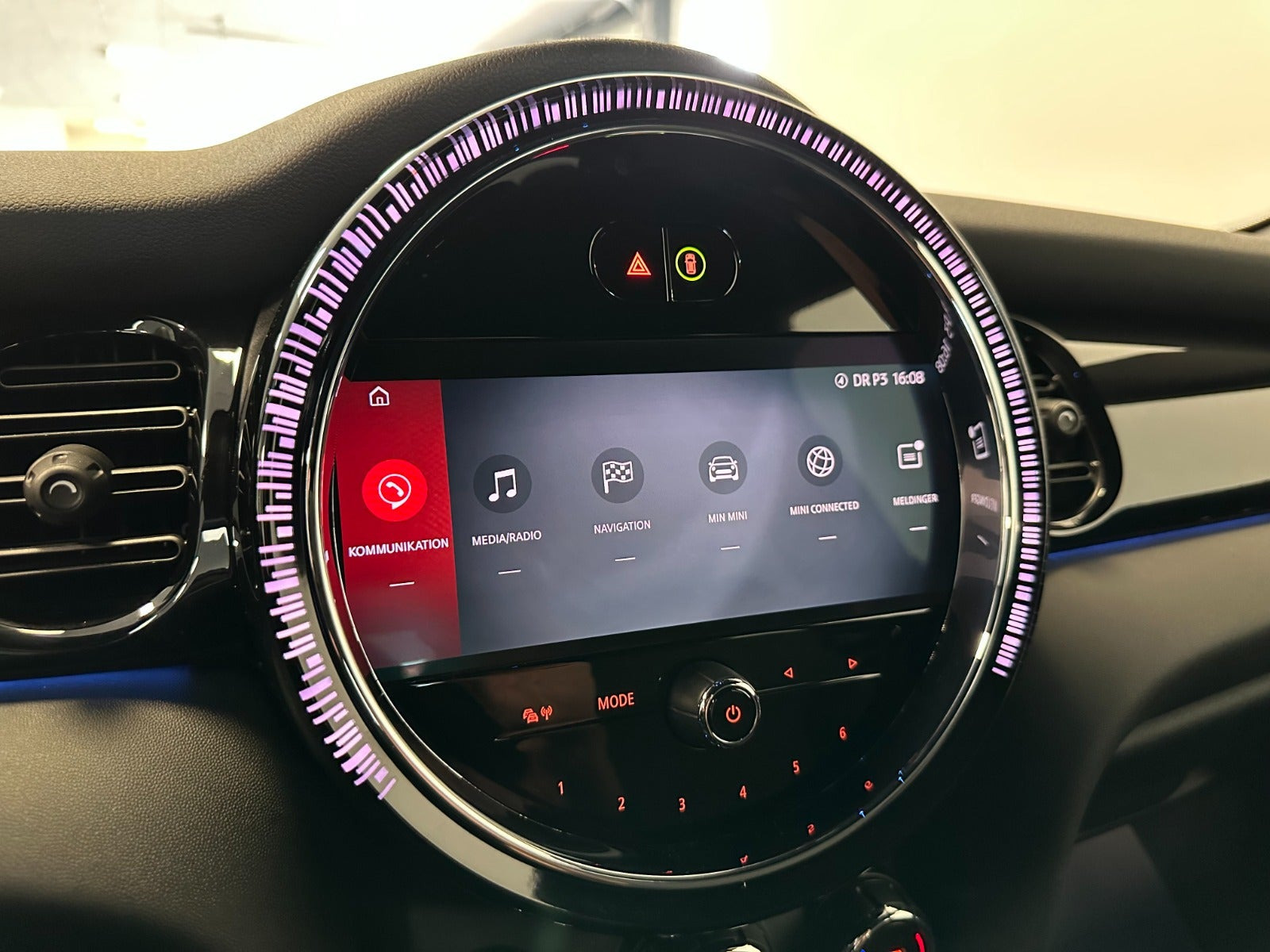 Sort Mini Cooper SE fra 2022