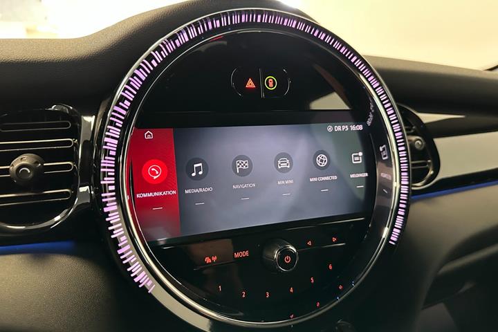 Sort Mini Cooper SE fra 2022