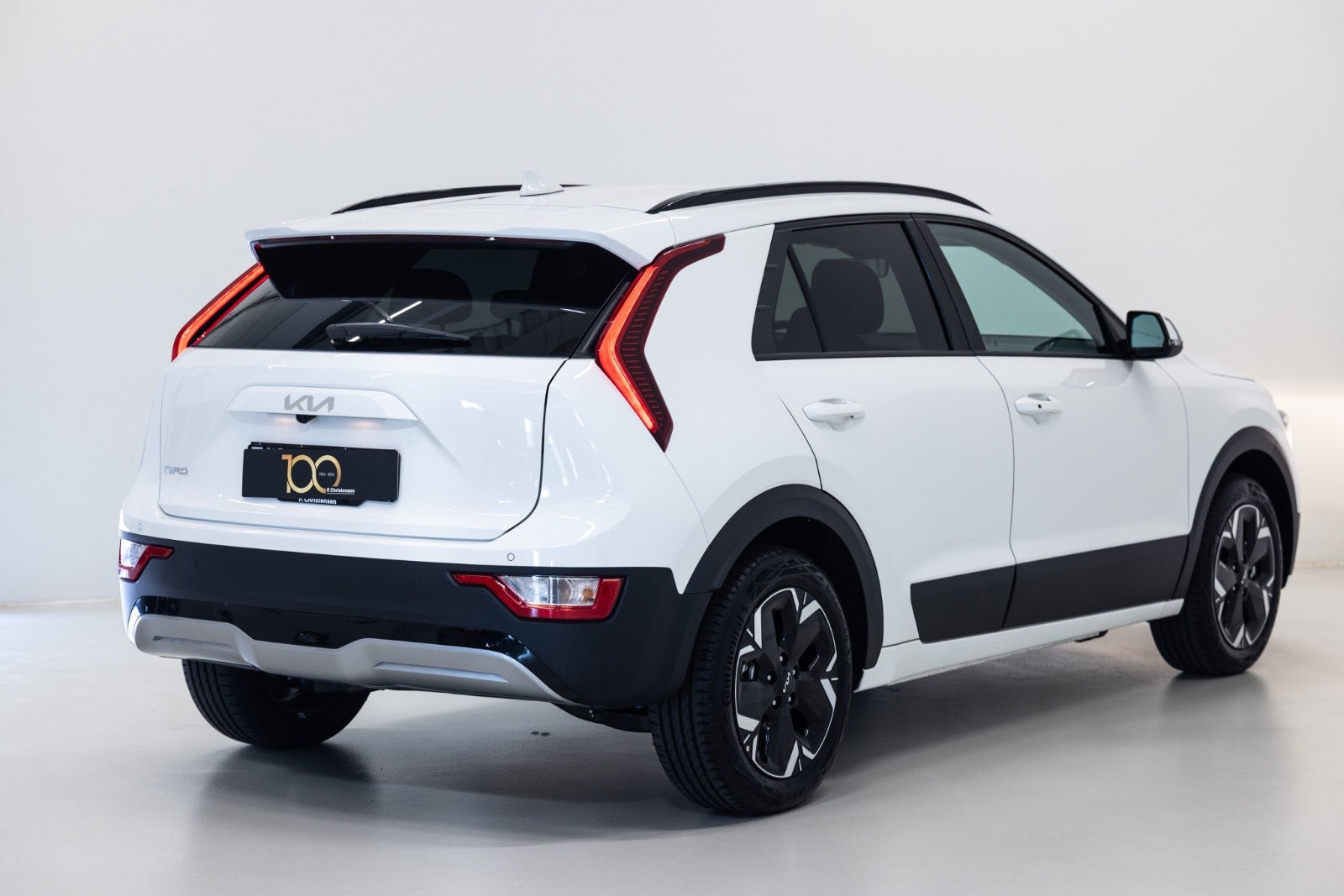 Hvid Kia Niro fra 2026