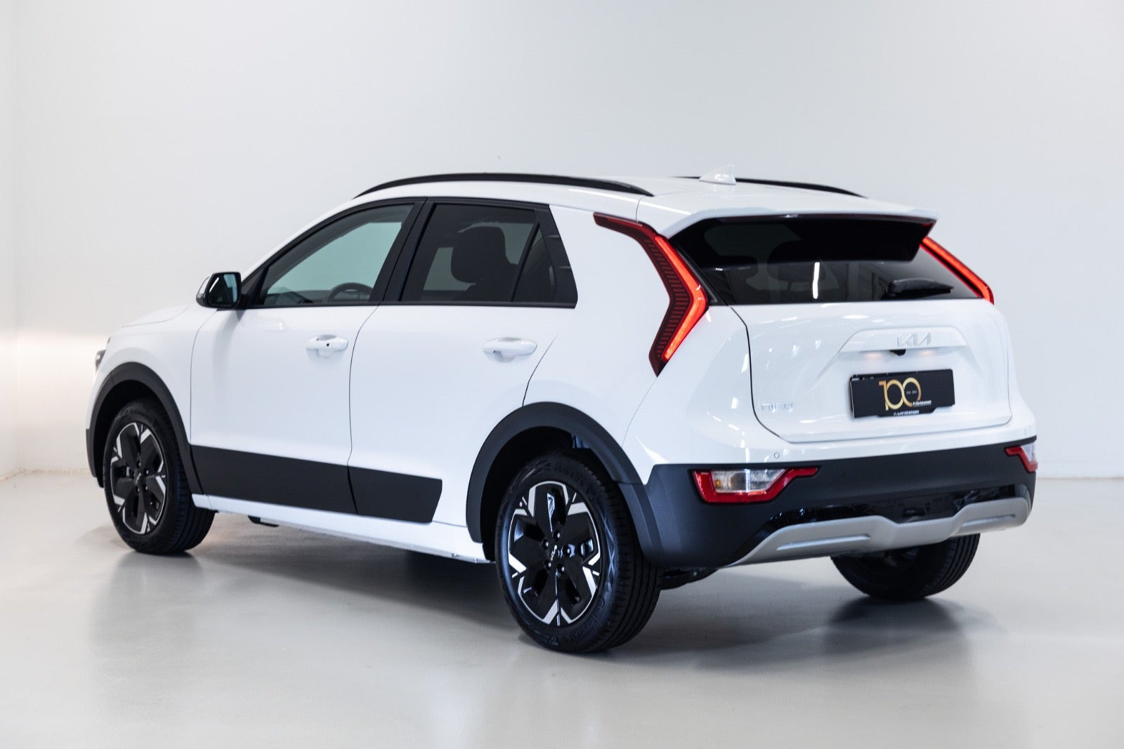 Hvid Kia Niro fra 2026