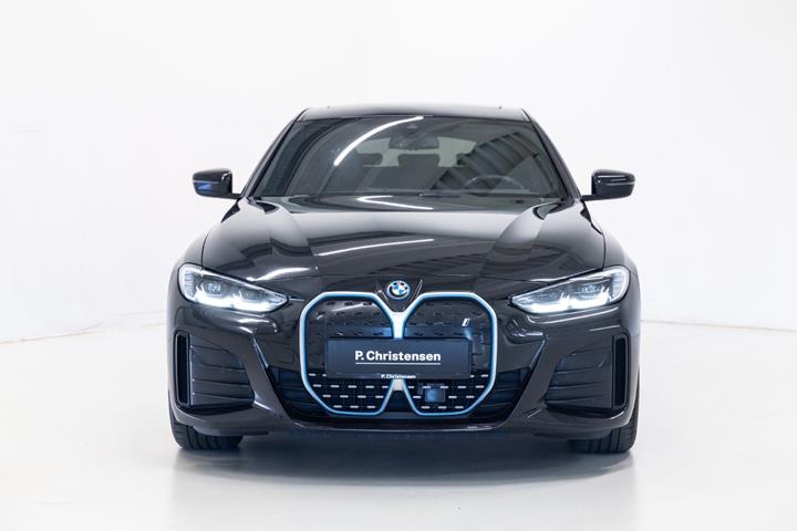 Sort BMW i4 fra 2023