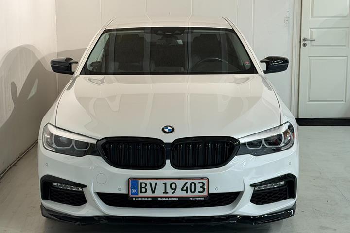 Grøn BMW 520d fra 2018