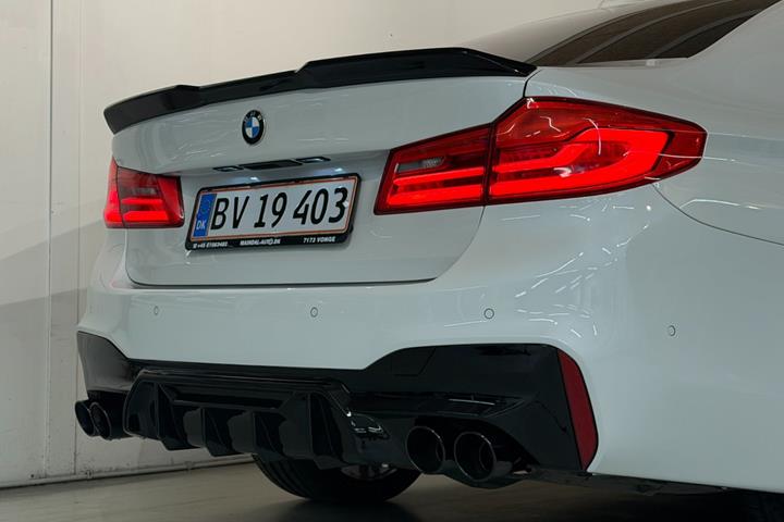 Grøn BMW 520d fra 2018