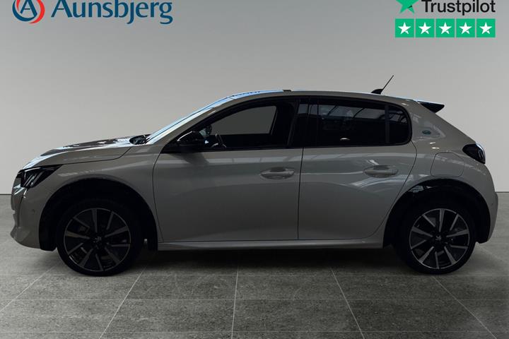 Hvid Peugeot e-208 fra 2021