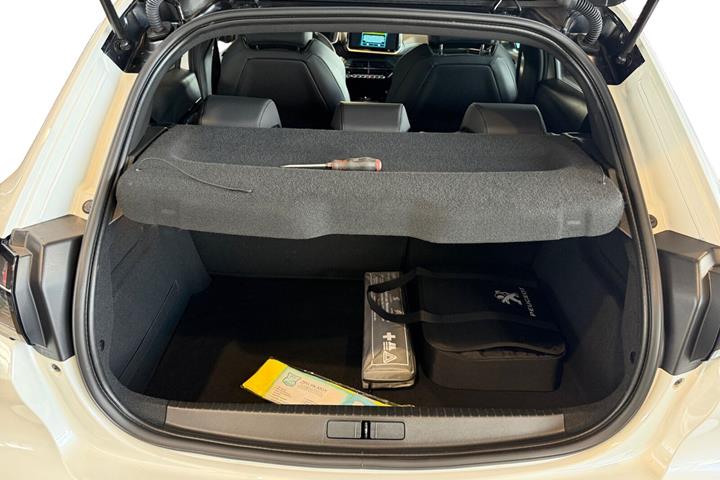 Hvid Peugeot e-208 fra 2021