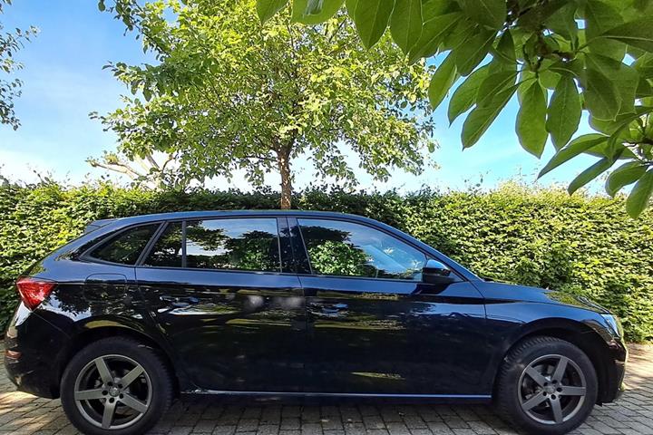 Sort Skoda Scala fra 2023