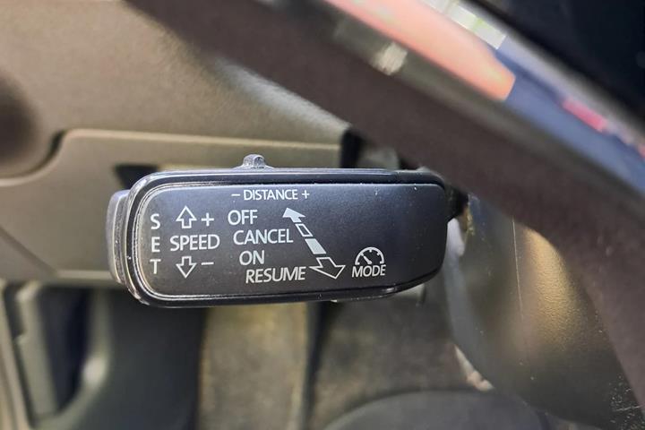 Sort Skoda Scala fra 2023