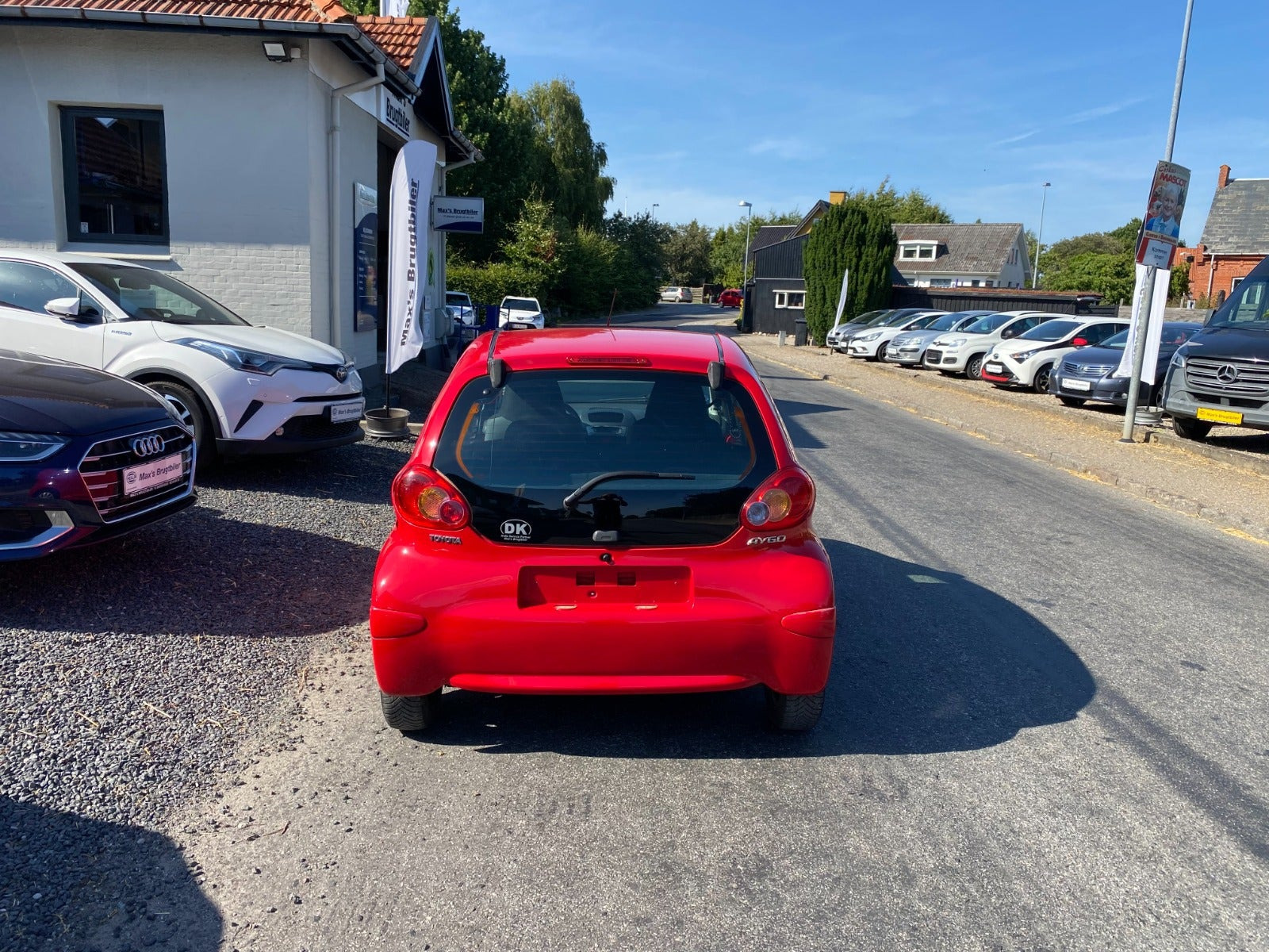 Gul Toyota Aygo fra 2007