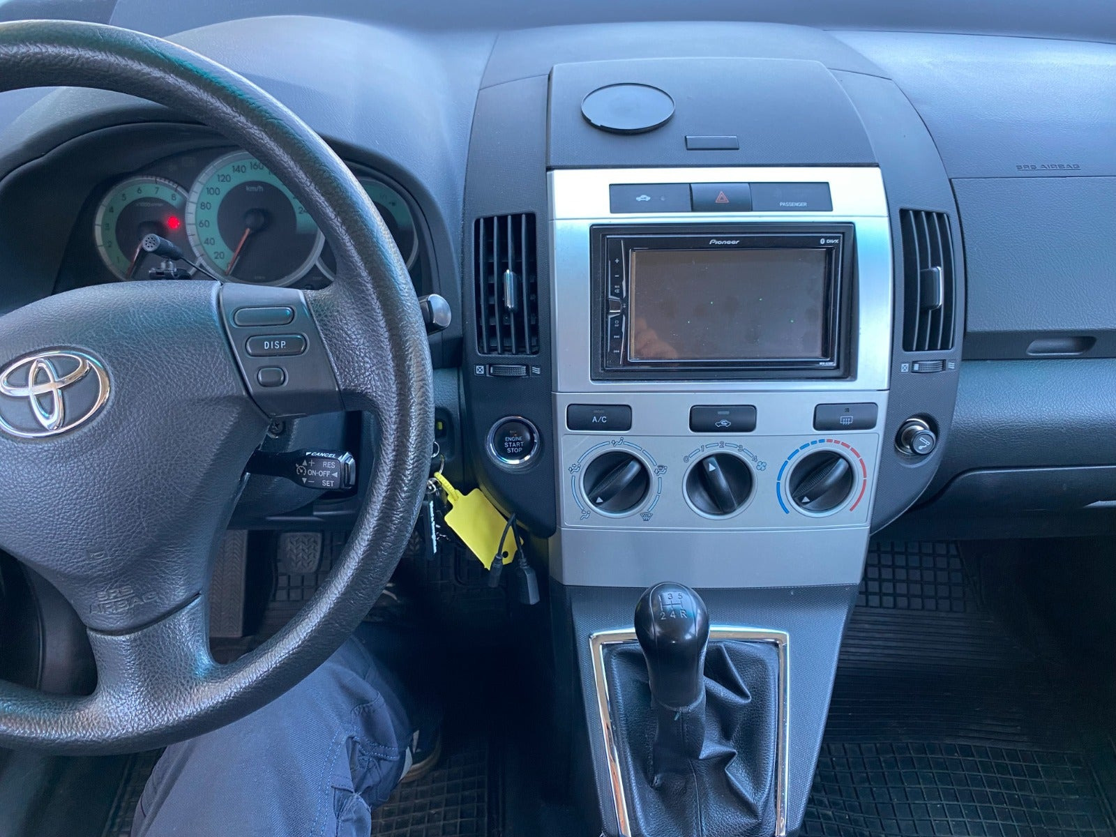 undefined Toyota Corolla Verso fra 2005