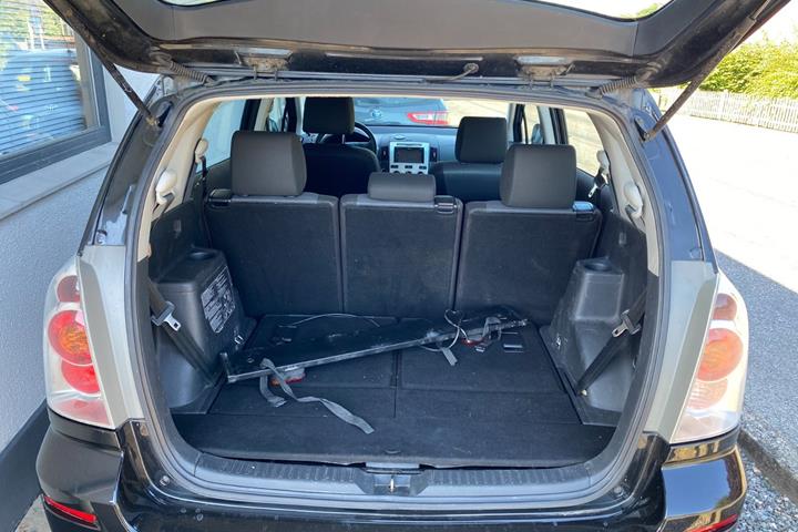 undefined Toyota Corolla Verso fra 2005